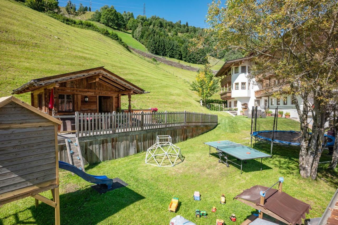 Hotel Garni Hanslerhof Gerlos Exteriör bild